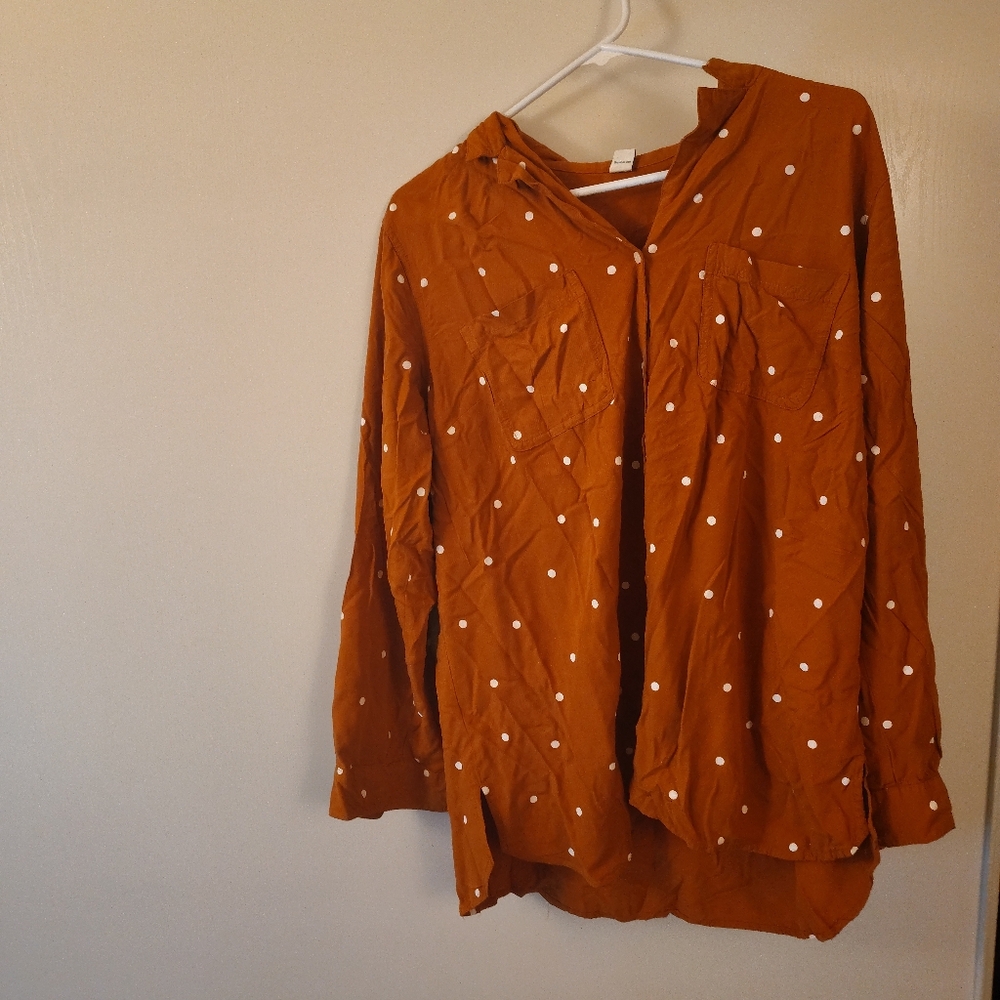 Elegant Button-Down Polka Dot Shirt - Tan